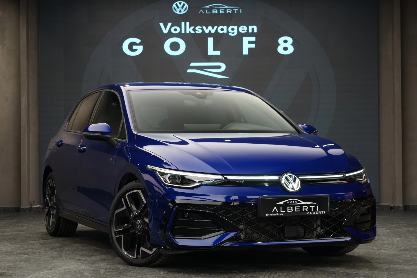 VW Golf 8 R-Line