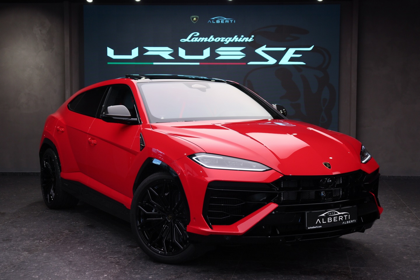 LAMBORGHINI URUS SE