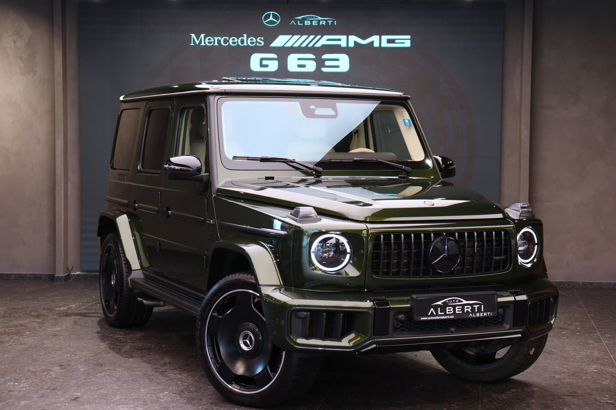 Mercedes-Benz AMG G63  V8 Bi-Turbo