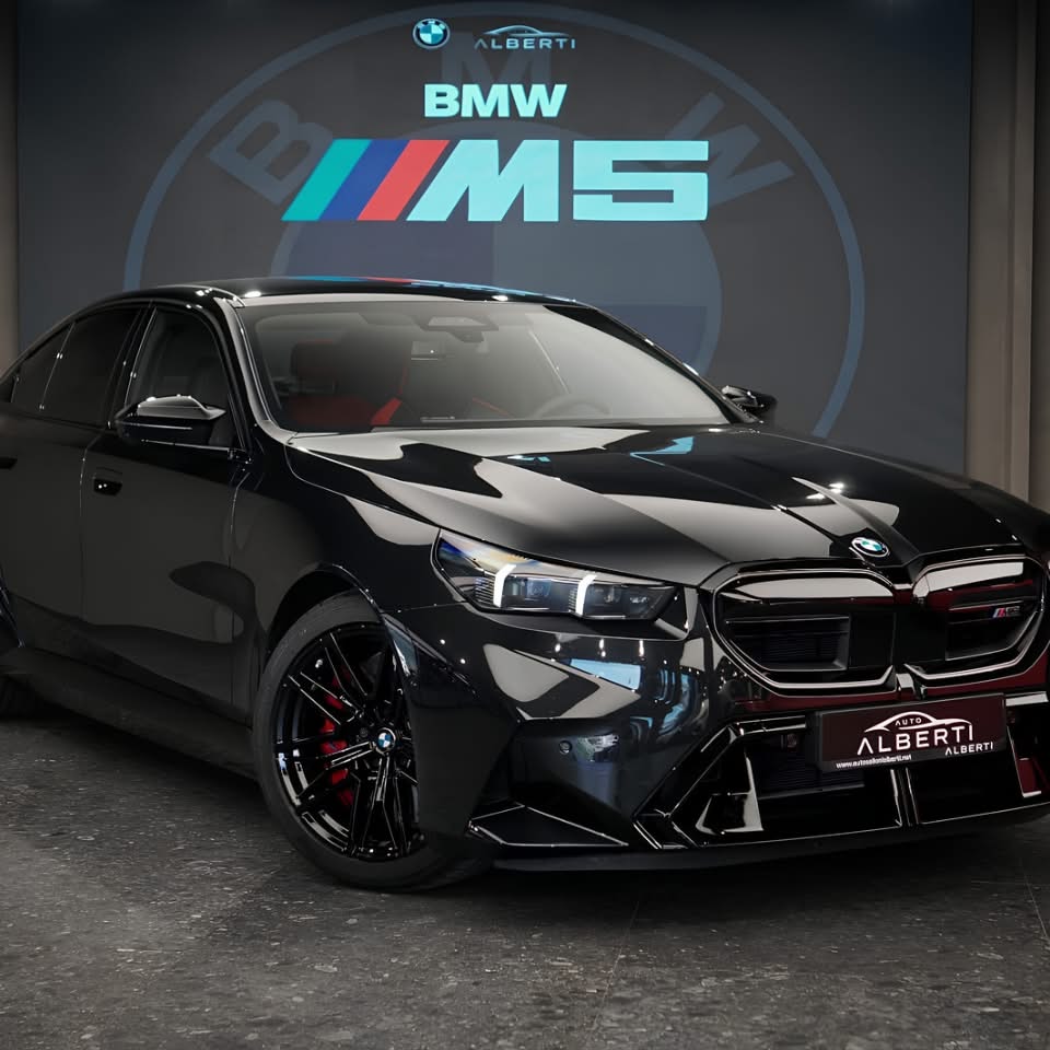 BMW M5 4.4 V8 X-DRIVE