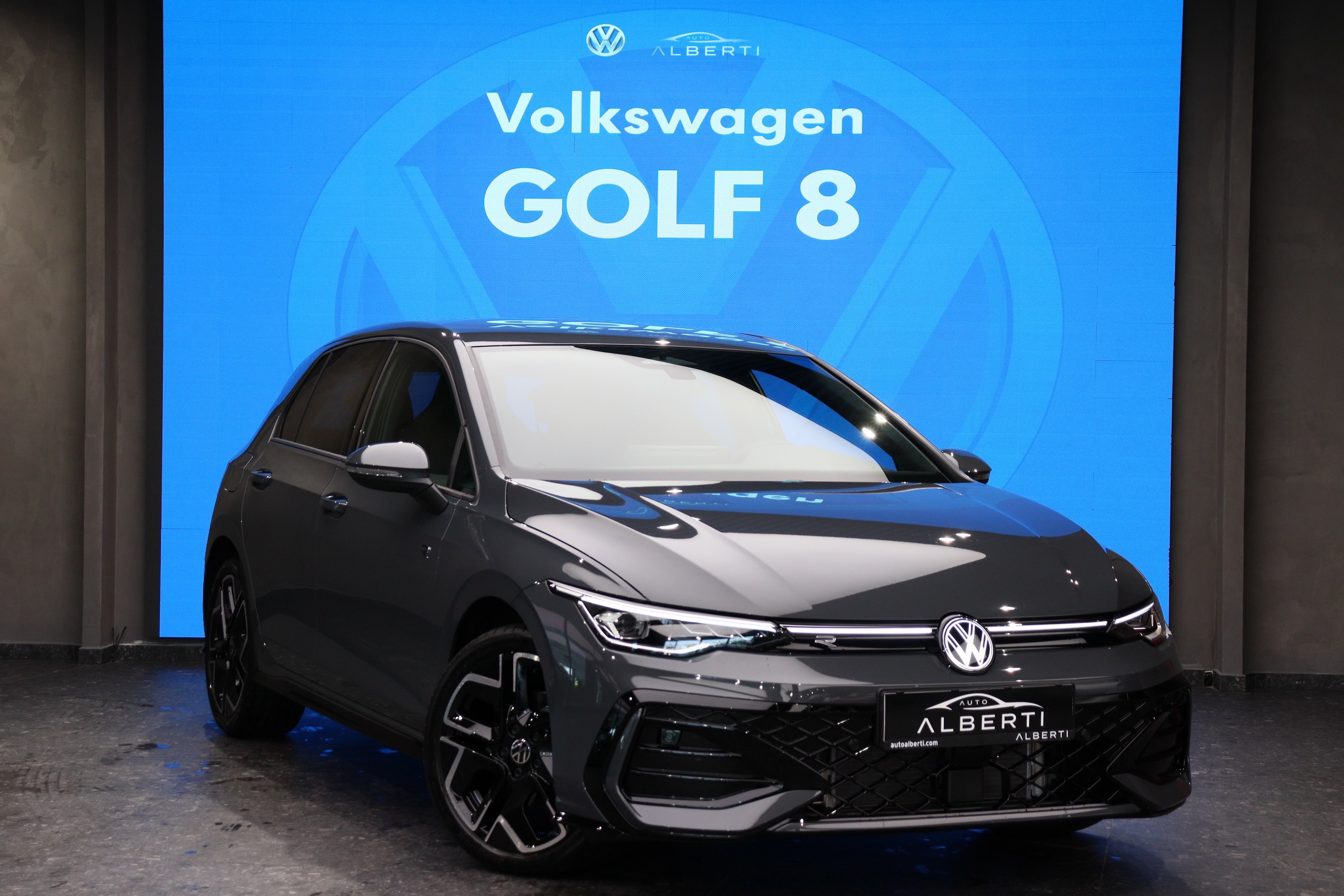 VW Golf 8 R-Line