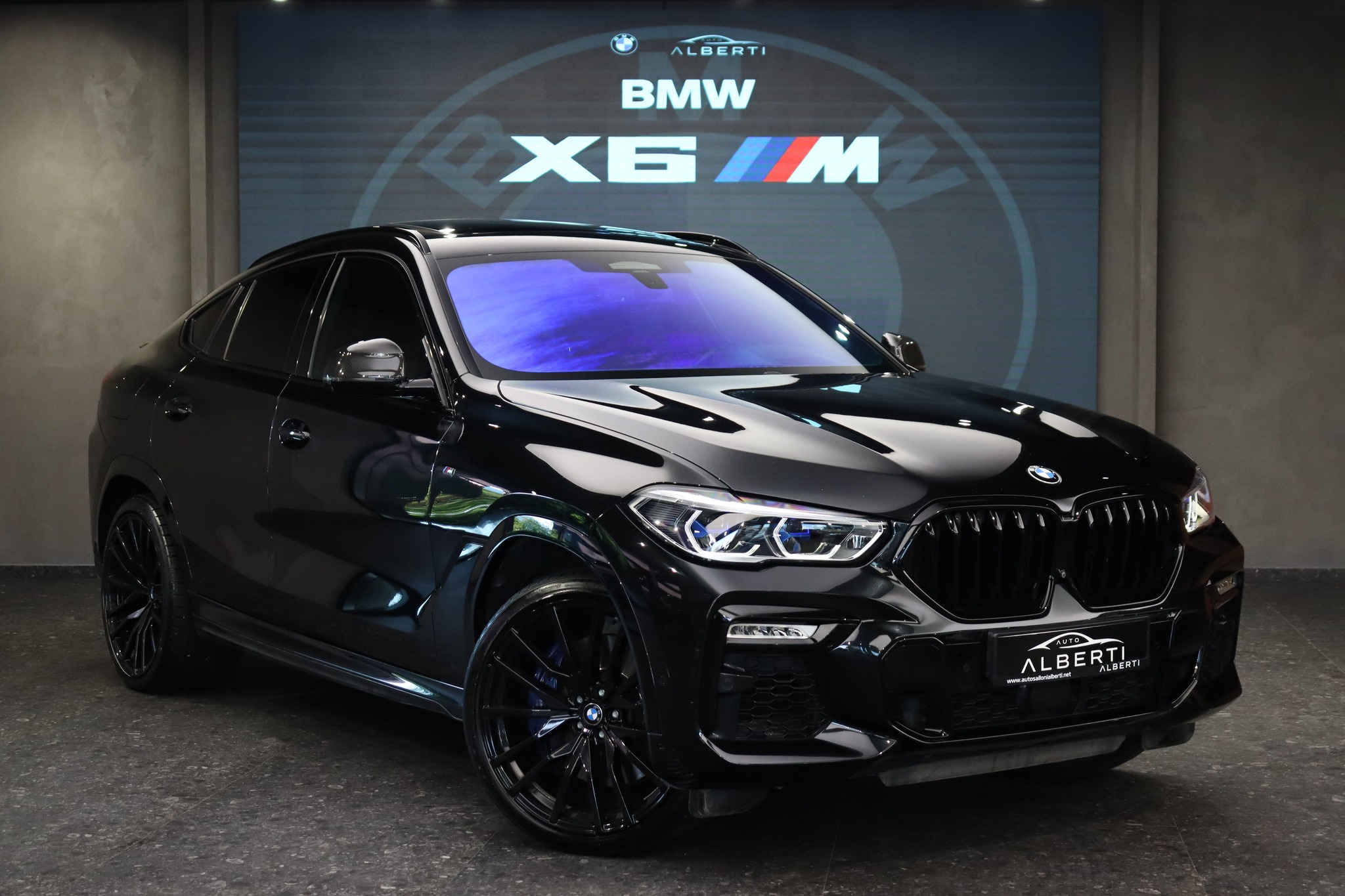 BMW X6 M50i X-DRIVE