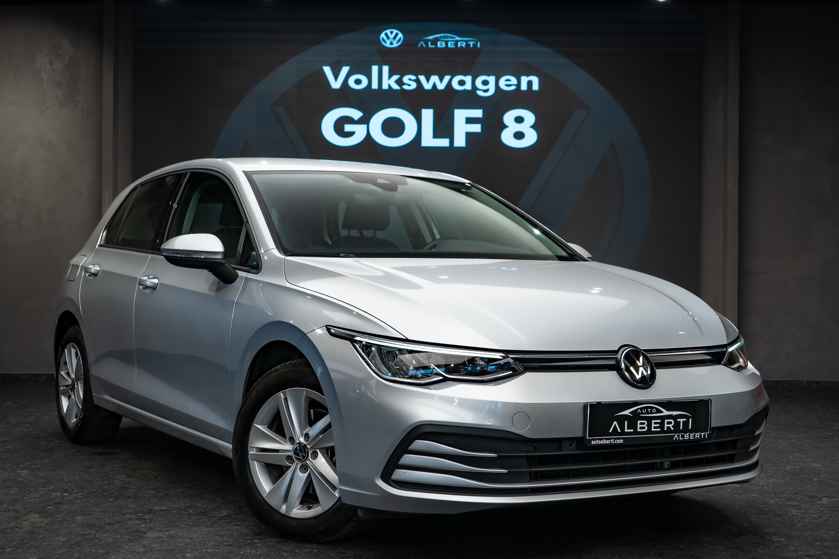VW Golf 8 2.0TDI DSG